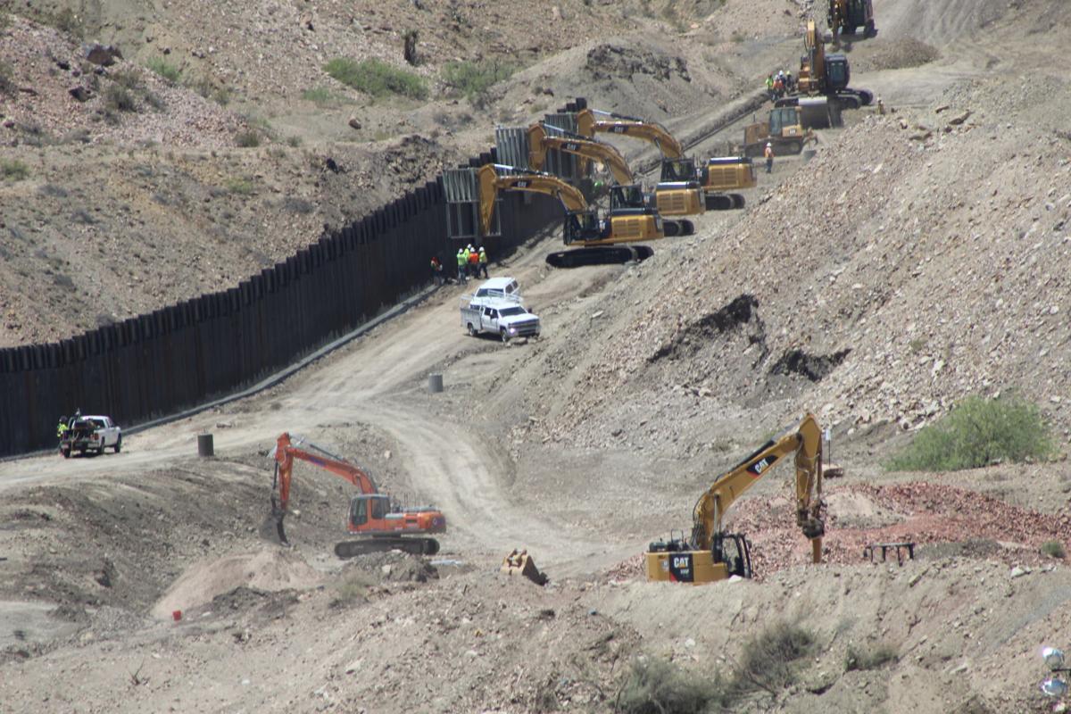 Group Building Private Border Wall Plans To Expand National