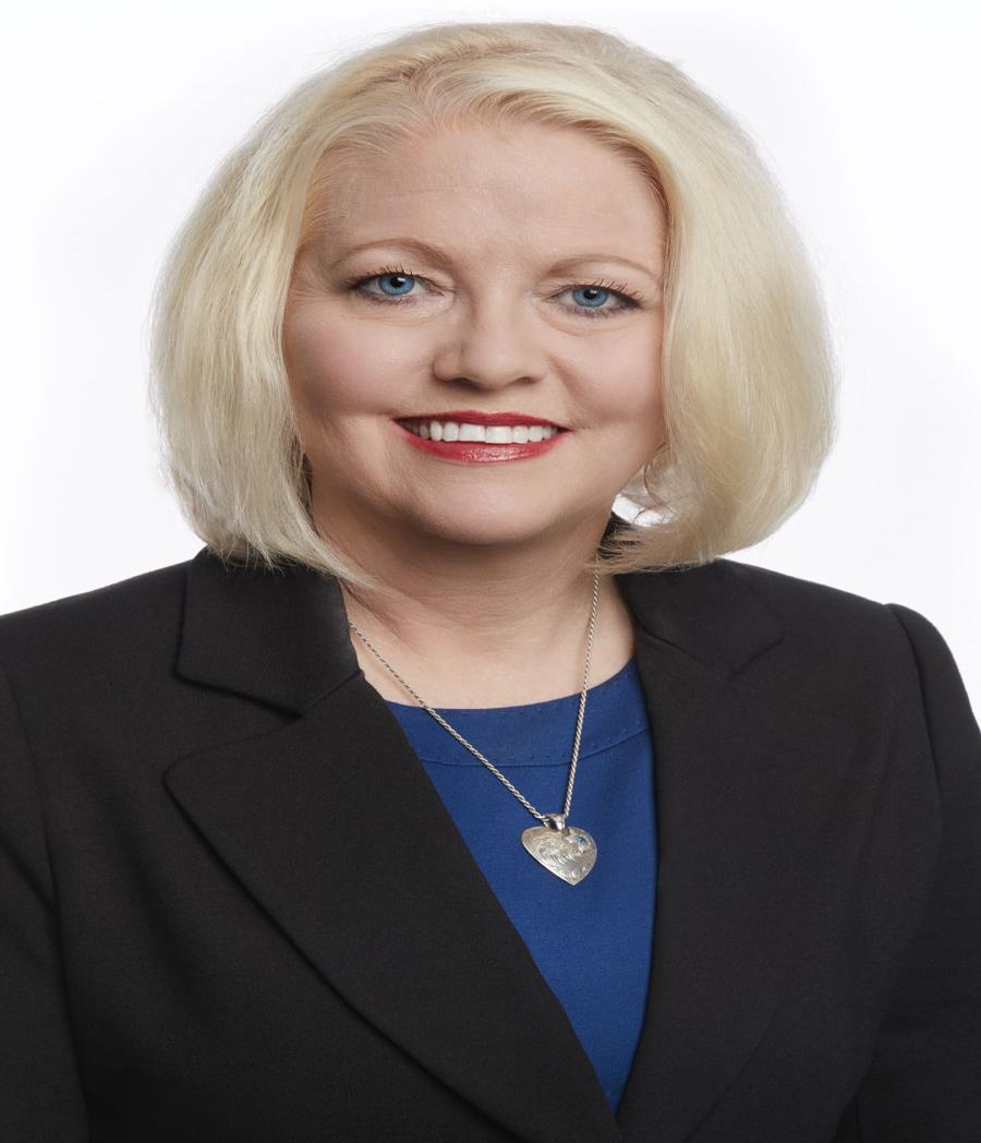 El Paso attorney speaks at conference Business Announcements