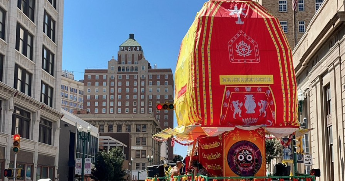 Experience Indian tradition, food and culture at the Downtown Festival of Chariots | Local Features Experience Indian tradition, food and culture at the Downtown Festival of Chariots | Local Features
