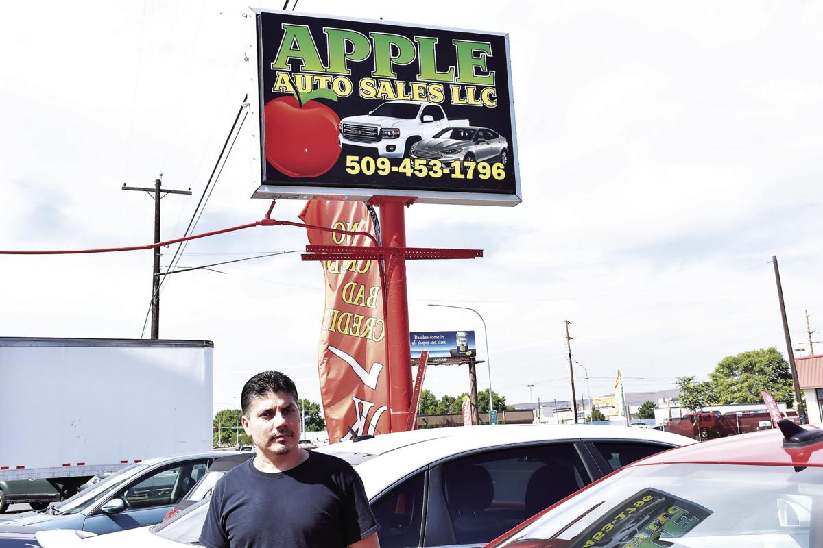 Apple Auto Sales Gap Pa