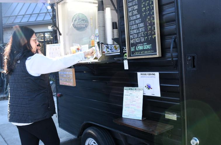 Pitch & Pine Coffee, café sobre ruedas en el valle de Yakima cumple un