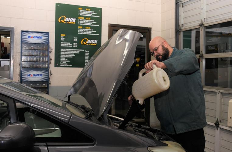 Quick Lube & Auto Repair, servicio mecánico en Yakima El Sol