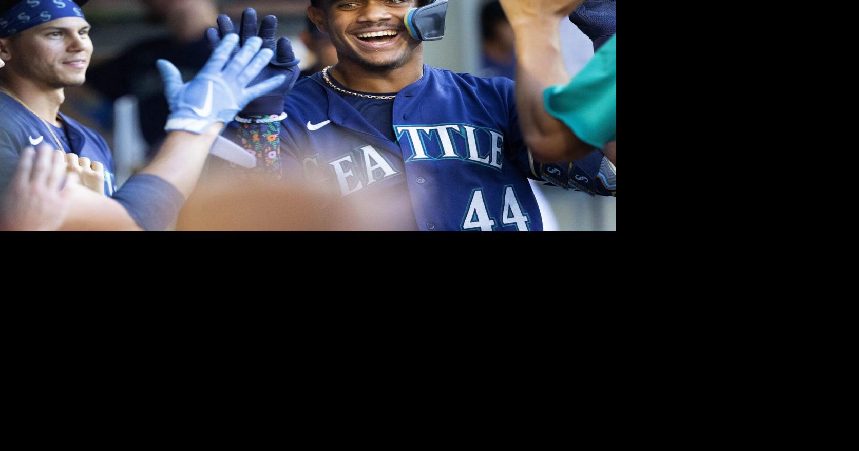 Julio Rodríguez, Mariners finalizan un gran contrato a largo plazo