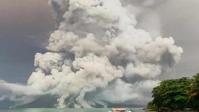 Más de 12,000 evacuados por temor de tsunami en Indonesia