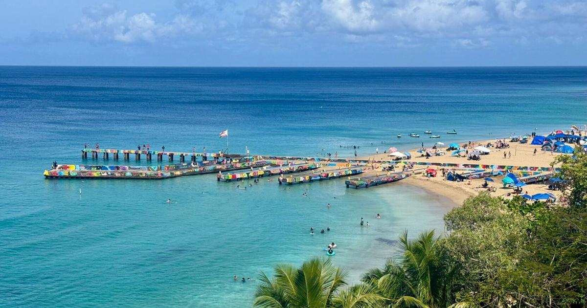 Playas del oeste reciben visitantes en Semana Santa con clima variable