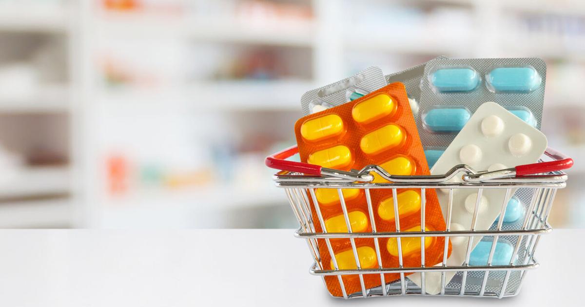 Urgen regular intermediarios de medicamentos para reducir costos