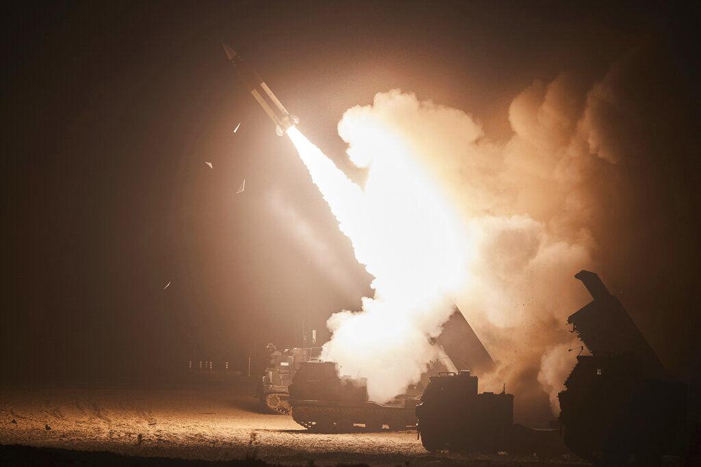 Corea del Sur y Estados Unidos lanzan ocho misiles balísticos al mar en respuesta a Corea del Norte