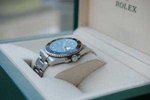 Imagen del artículo de El Vocero: Arrestan en Barrio Obrero a sospechoso de robo de reloj Rolex valorado en $17,500