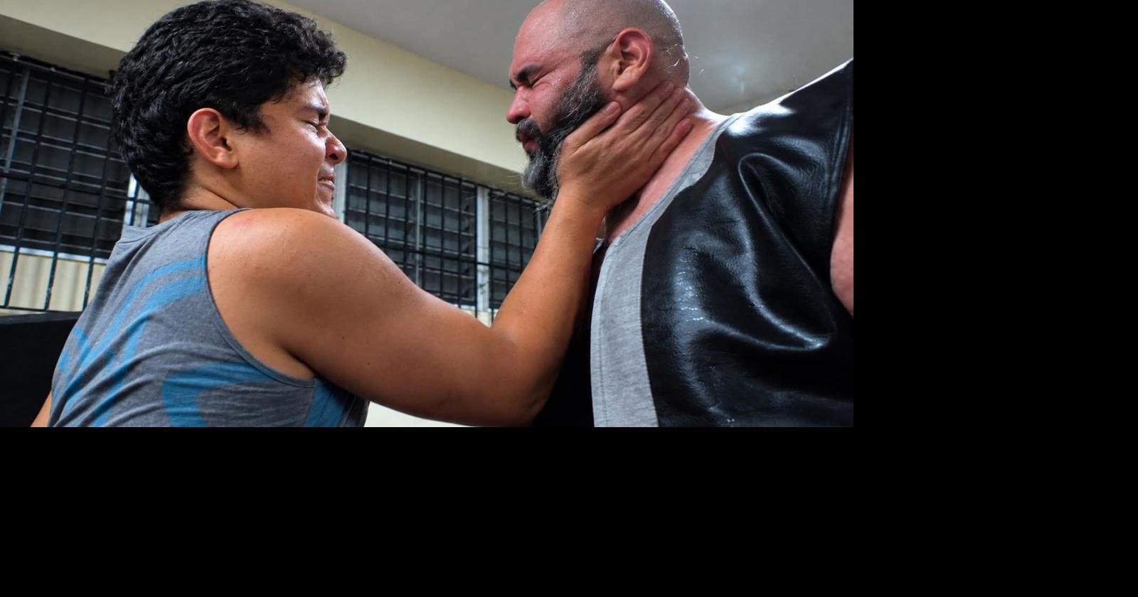 Chupi Hunter rompe con Mr. Big y se alía con Romeo en Attitude Wrestling Academy