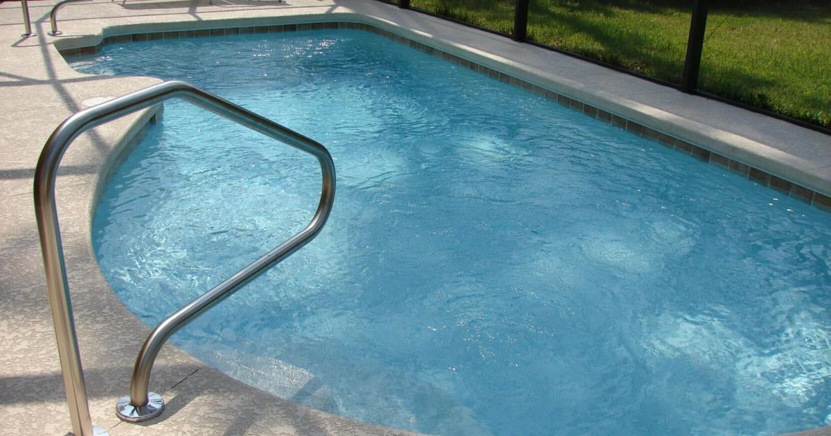 Niña de 5 años sufre fractura craneal tras accidente en piscina en Dorado