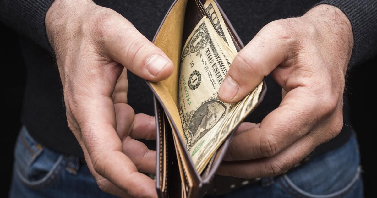 Remiten a la Comisión de Trabajo y Asuntos Laborales medida que busca derogar la Ley de Salario Mínimo