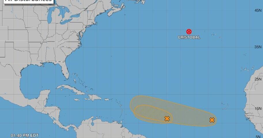 AL92 pierde fuerza pero seguirá trayendo lluvia y vientos a Puerto Rico este fin de semana