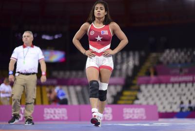 Nes Marie Rodríguez gana medalla de bronce en lucha olímpica