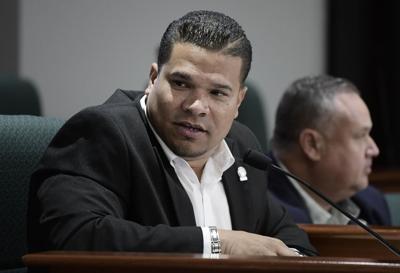 El representante José "Memo" González rechaza la construcción de una planta nuclear en Arecibo
