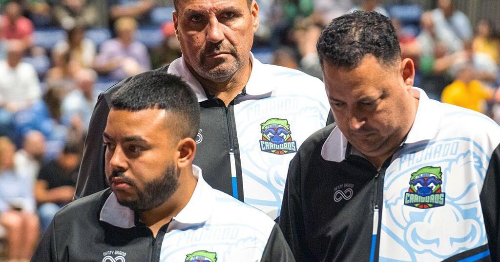 Javier Roldon Javier Rolón prepara el camino para dirigir en el Baloncesto Superior ...