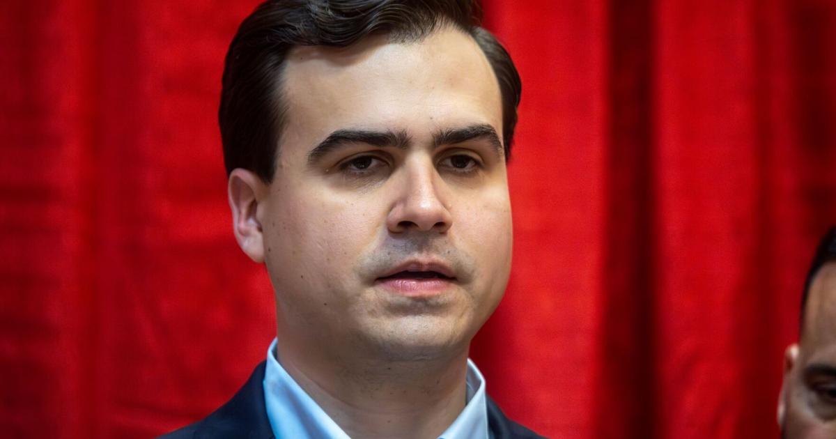 Pablo José Hernández critica nombramiento de Norma Burgos como secretaria de la Gobernación