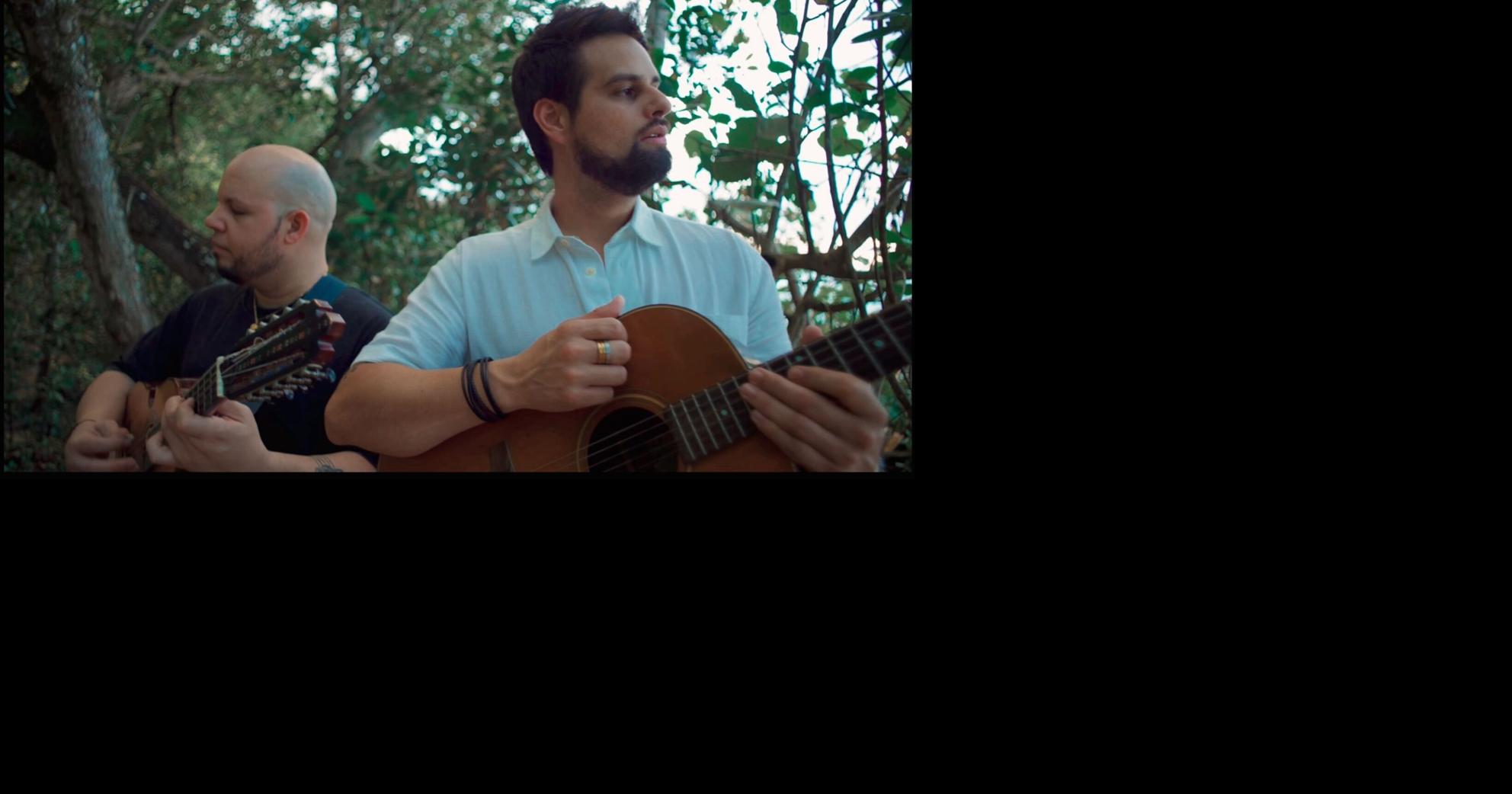 Gabriel Mora y José Eduardo Santana lanzan "En la piel", canción inspirada en sus padres