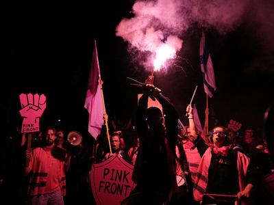 Israelíes mantienen protestas contra reforma judicial