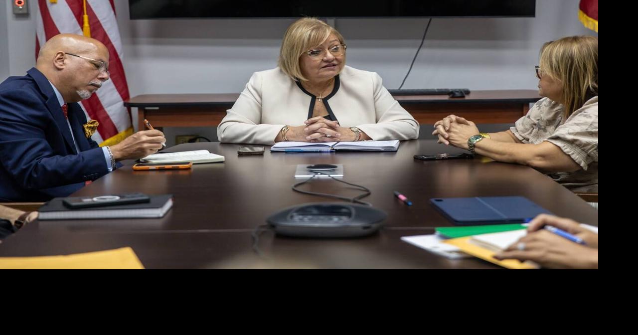 Gobierno y empleados de comedores escolares acuerdan comunicación directa sobre disponibilidad de alimentos