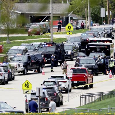 Policía mata a estudiante afuera de escuela de Wisconsin