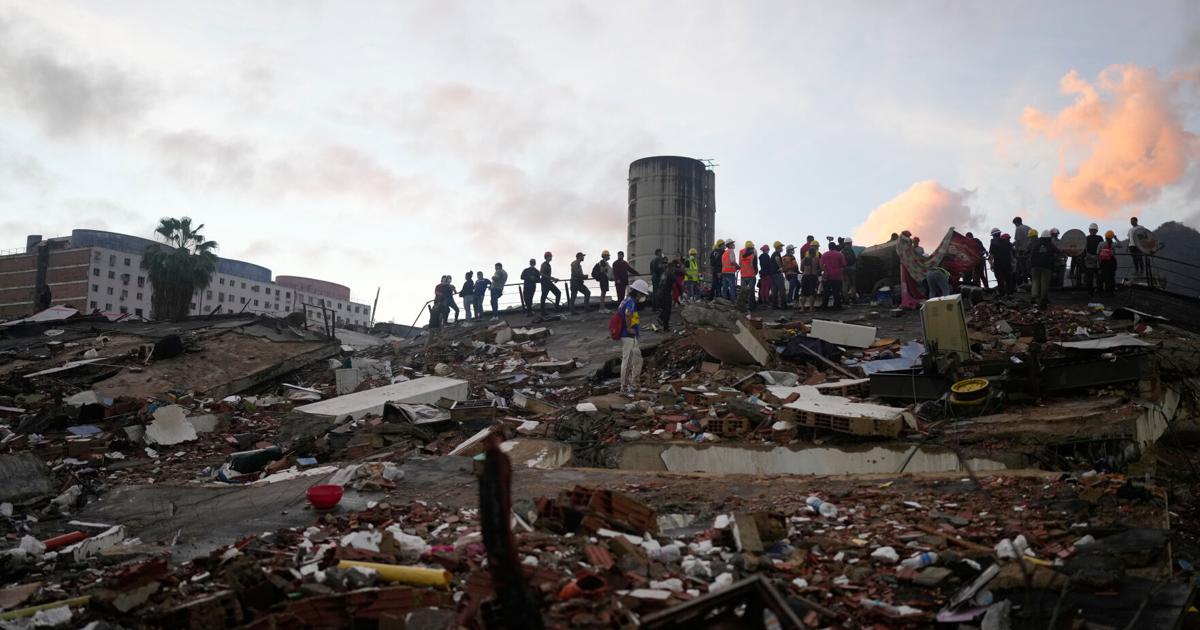 Puerto Rico enviará otro avión con ayuda humanitaria a Venezuela tras terremotos