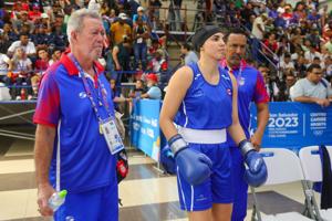 Imagen de la cobertura de: Stephanie Piñeiro logra plata en boxeo y Janessa Fonseca conquista oro en karate en Santo Domingo 2026