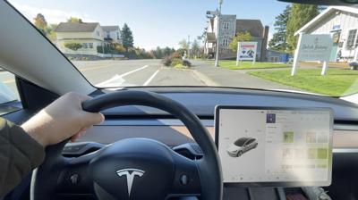 Conoce los modelos que Tesla llama a revisar por problemas en la pantalla electrónica
