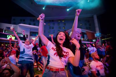 Eufóricos y esperanzados con ganarlo todo, los boricuas tras el triunfo sobre República Dominicana