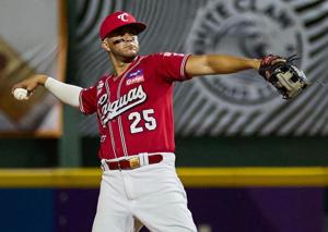 Imagen del artículo de El Vocero: Criollos de Caguas aseguran por tres temporadas a Machín, Vázquez y Velázquez