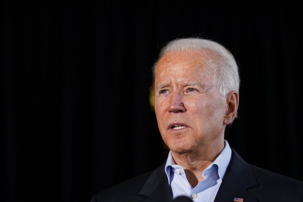 Biden presidirá ceremonia de naturalización de inmigrantes - Vimarsana News