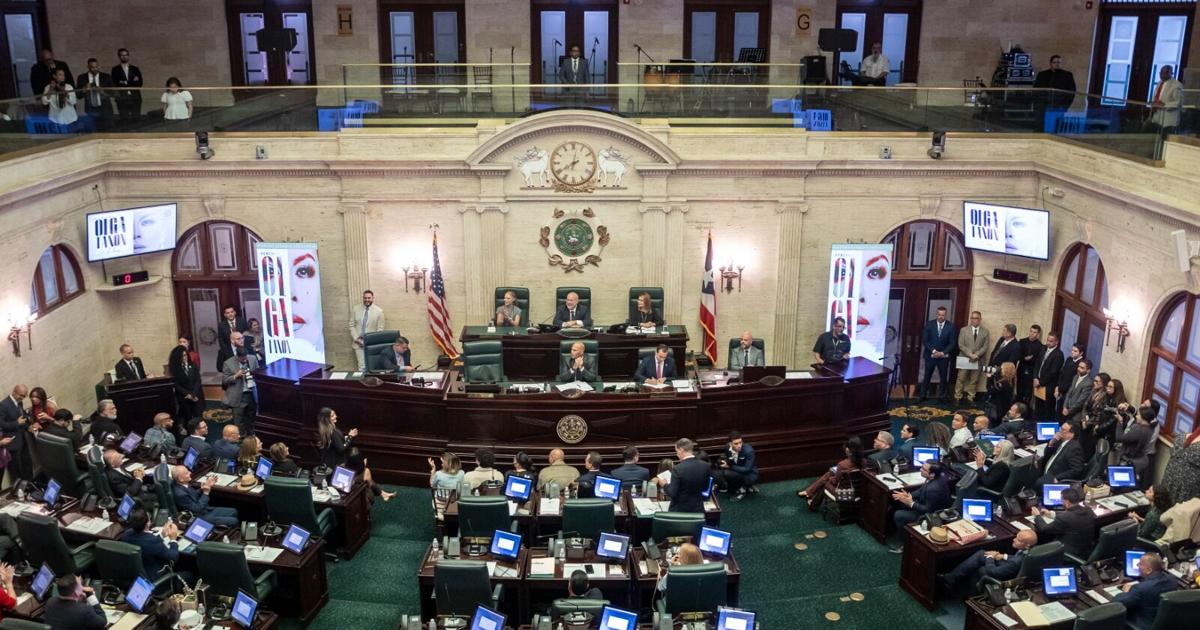 Cámara aprueba por unanimidad proyecto para vedar contratos a quienes admitan corrupción