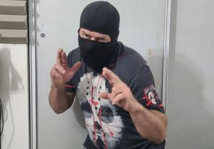 Imagen del artículo de El Vocero: VIDEOS: Policía busca a hombre acusado en ausencia por vandalizar 16 palmas ornamentales en Corozal