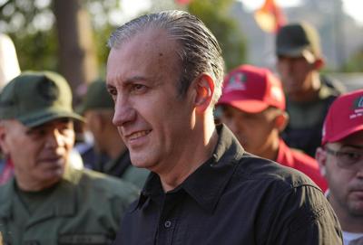 Tareck El Aissami renuncia a ministro de Petróleo tras la detención de funcionarios venezolanos