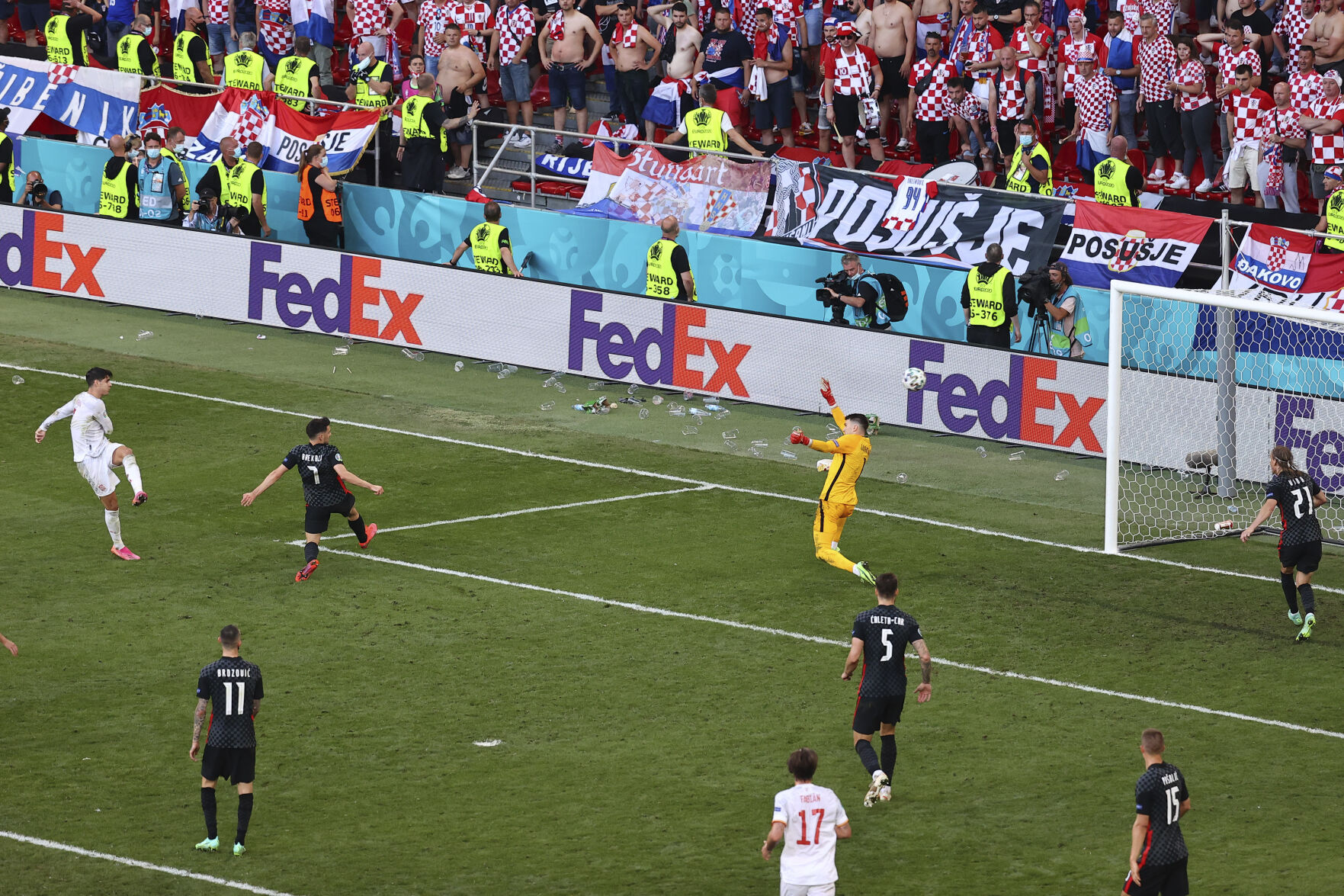 España derrota 5-3 a Croacia en el Campeonato Europeo - Vimarsana News