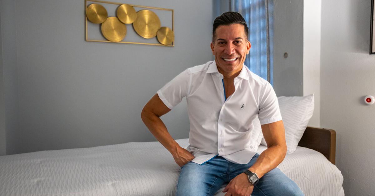 Alex DJ inaugura Hacienda Margarita Living Resort, centro para adultos mayores en Las Piedras