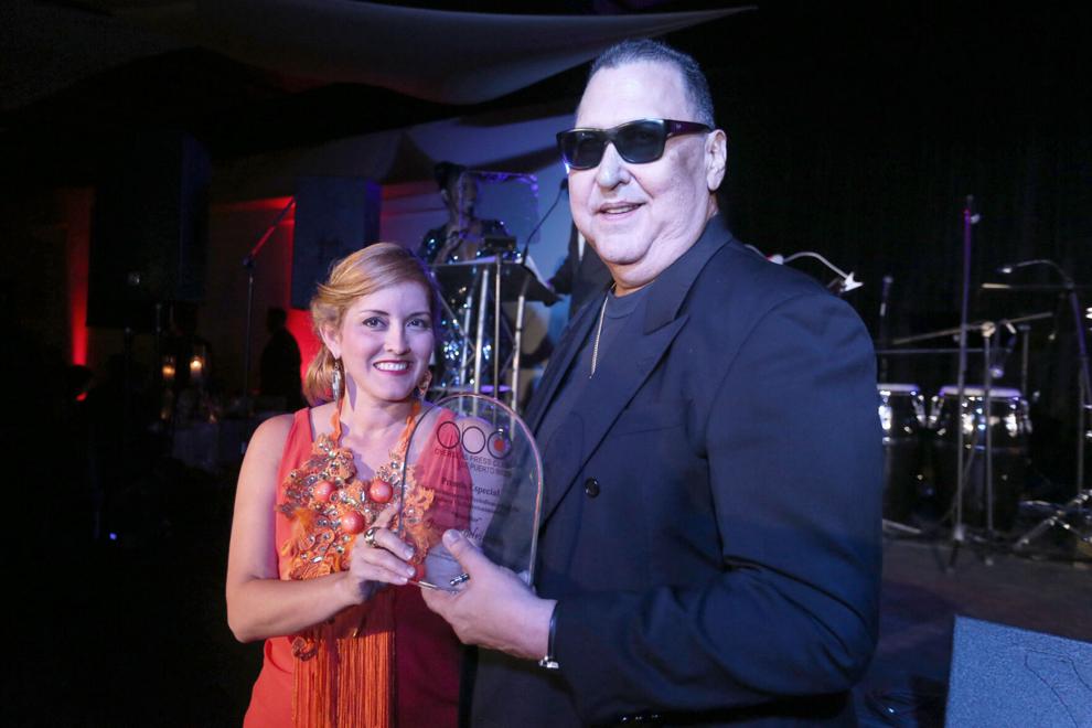 Jorge Rodríguez en la entrega de un premio especial en periodismo de Arte y Cultura por Overseas Press Club 2017. | foto de EL VOCERO