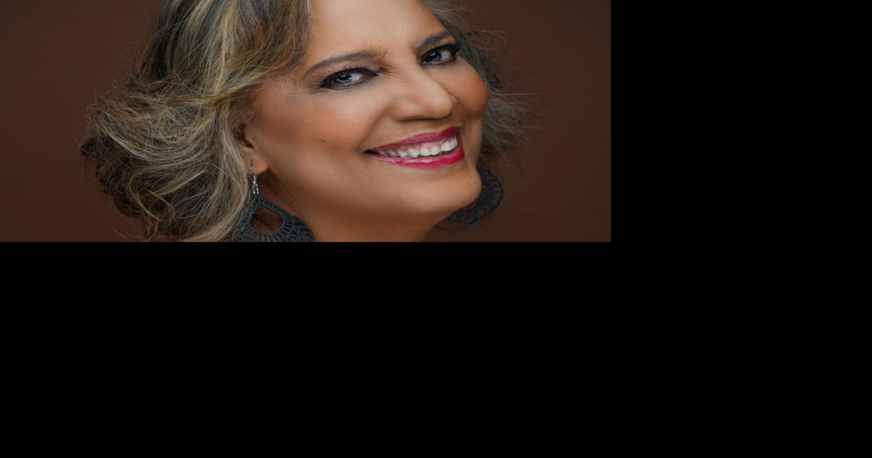 | La cantautora revela sus motivaciones tras crear su primer disco solista en una carrera de décadas.