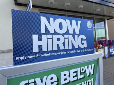 Bajan las solicitudes de ayuda por desempleo en Estados Unidos