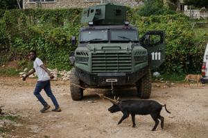 Imagen del artículo de El Vocero: Pandilla libera a mujeres y niños secuestrados tras asalto mortal en Haití