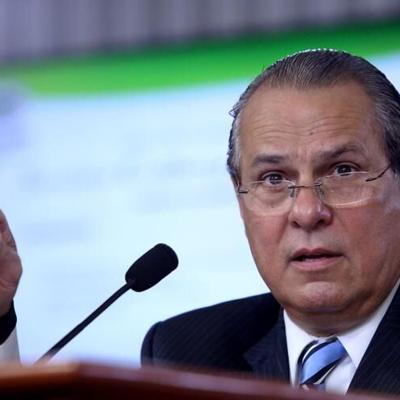 José “Conny” Varela presenta medida para obligar a que seguros públicos se adquieran mediante subasta