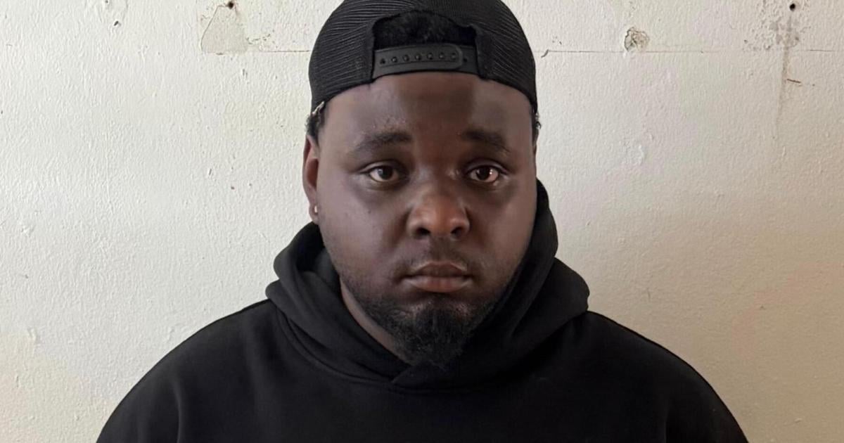 Arrestan a joven de 23 años por venta de drogas en residencial El Coral de Carolina