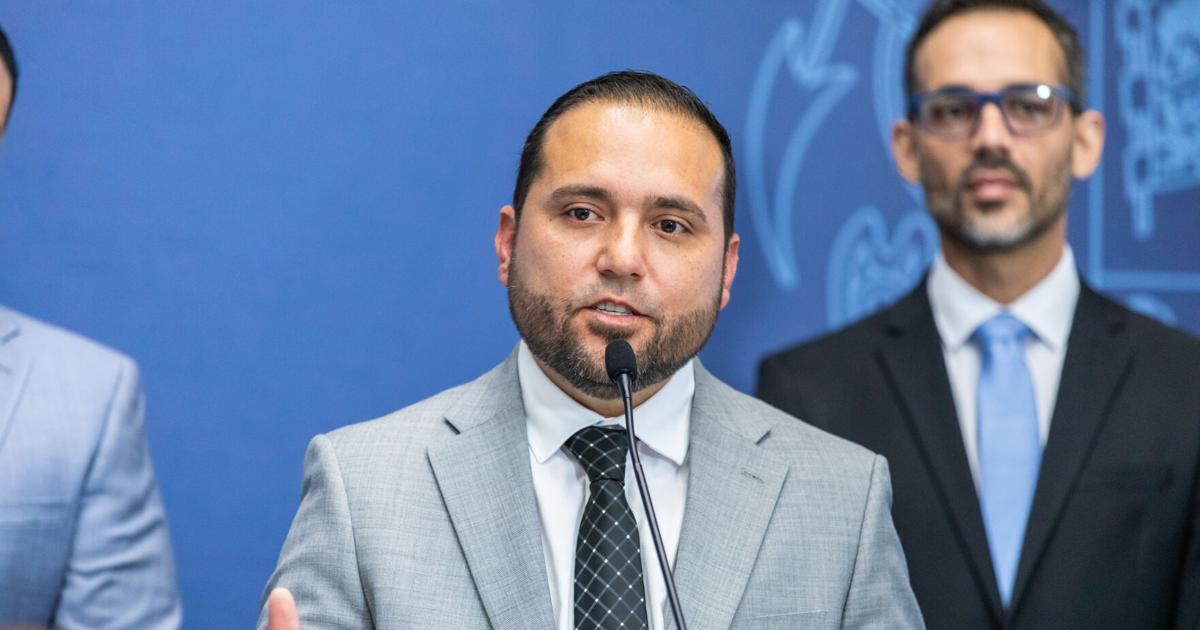 Gobierno solicita tiempo adicional para discusión presupuestaria del año fiscal 2026-2027