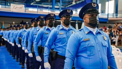 Se gradúan 127 nuevos agentes del Negociado de la Policía