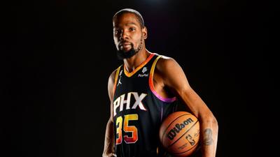 ¿Cuándo podría debutar Kevin Durant con los Phoenix Suns?