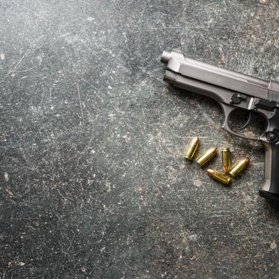 Ocupan dos pistolas en investigación sobre asesinato Barrio Obrero