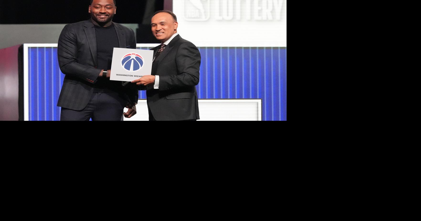| La NBA aprobó cambios en la lotería del draft para reducir el “tanking” y limitar las ventajas de los equipos con peor récord. 

El nuevo sistema, que amplía la participación a 16 equipos, estará vigente por las próximas tres temporadas.