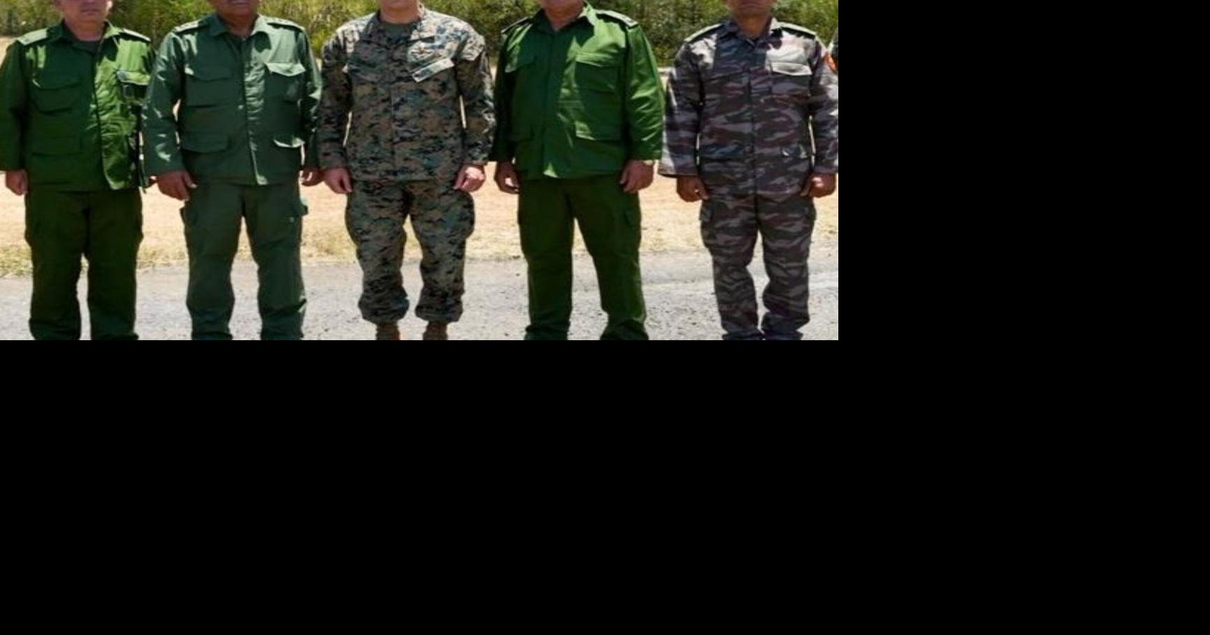 El encuentro se produjo en el perímetro de la Base Naval de Guantánamo durante una visita de inspección del general Francis L. Donovan.