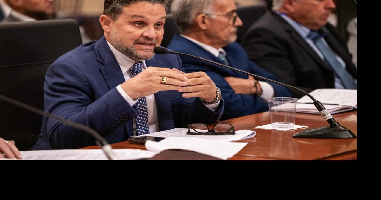 Secretario del DRNA a senador Molina sobre su exmascota: "deja a Pistacho tranquilo"