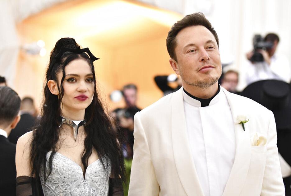El fundador de Tesla Elson Musk y la cantante Grimes confirman su divorcio