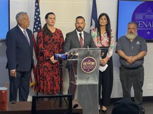 Imagen del artículo de El Vocero: PPD presenta tres medidas para aliviar costos a asistentes de Educación